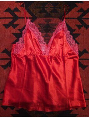 NEW Lilac + London Red Satin Pink Lace Trim Cami Top - Womens Size L